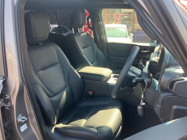 ランドクルーザー２５０ ＶＸ　デジタルインナーミラー・ルーフレール・サンルーフ・ＨＤＭＩ・全方位モニター・４ＷＤ・オートクルーズコントロール・レーンアシスト・衝突被害軽減システム・ＴＶ・オートライト・ＬＥＤヘッドランプ（34枚目）