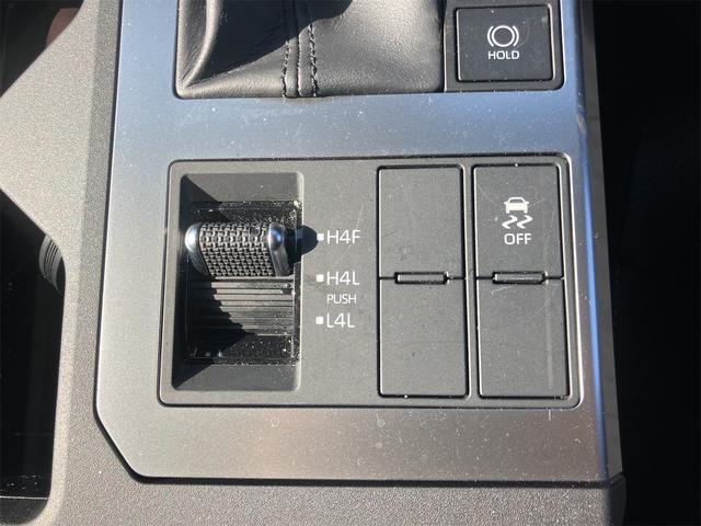 ランドクルーザー２５０ ＶＸ　デジタルインナーミラー・ルーフレール・サンルーフ・ＨＤＭＩ・全方位モニター・４ＷＤ・オートクルーズコントロール・レーンアシスト・衝突被害軽減システム・ＴＶ・オートライト・ＬＥＤヘッドランプ（41枚目）