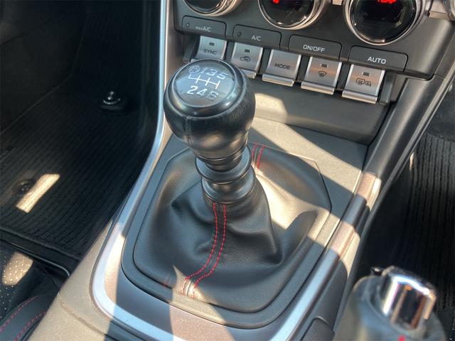 ＢＲＺ Ｓ　ＥＴＣ・ドラレコ・バックモニター・ＳＴｉエアロ・純正９インチフルセグナビ・オートクルーズコントロール・ＭＴ・ＬＥＤヘッドランプ・スマートキー・シートヒーター・盗難防止システム・衝突安全ボディ（6枚目）