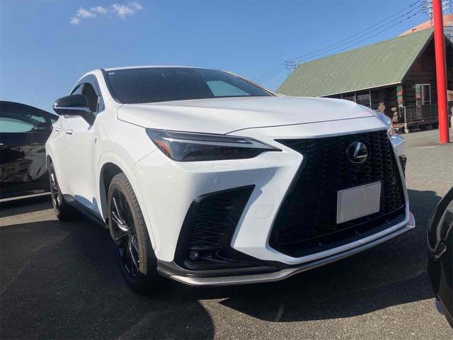 ＮＸ ＮＸ４５０ｈ＋　Ｆスポーツ　４ＷＤ・ドライブレコーダー・全周囲カメラ・クリアランスソナー・オートクルーズコントロール・レーンアシスト・パワーシート・衝突被害軽減システム・エアロ・サンルーフ・ナビ・ＴＶ・オートマチックハイビーム（14枚目）