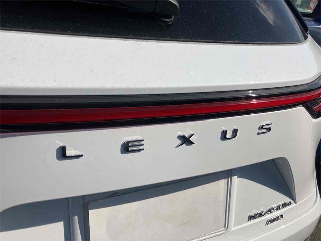 ＮＸ ＮＸ４５０ｈ＋　Ｆスポーツ　４ＷＤ・ドライブレコーダー・全周囲カメラ・クリアランスソナー・オートクルーズコントロール・レーンアシスト・パワーシート・衝突被害軽減システム・エアロ・サンルーフ・ナビ・ＴＶ・オートマチックハイビーム（21枚目）