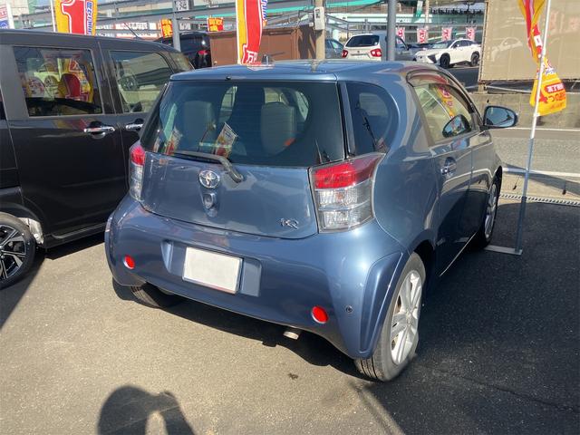 ｉＱ １３０Ｇ　レザーパッケージ　ナビ・ＴＶ・クリアランスソナー・アルミホイール・ハーフレザーシート・スマートキー・電動格納ミラー・ＣＶＴ・盗難防止システム・衝突安全ボディ・ＡＢＳ・ＥＳＣ・ＣＤ・ＤＶＤ再生（16枚目）