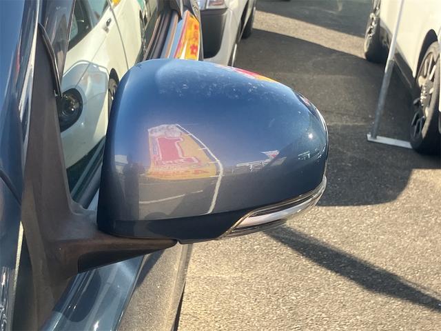 ｉＱ １３０Ｇ　レザーパッケージ　ナビ・ＴＶ・クリアランスソナー・アルミホイール・ハーフレザーシート・スマートキー・電動格納ミラー・ＣＶＴ・盗難防止システム・衝突安全ボディ・ＡＢＳ・ＥＳＣ・ＣＤ・ＤＶＤ再生（29枚目）