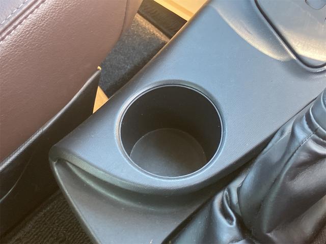 ｉＱ １３０Ｇ　レザーパッケージ　ナビ・ＴＶ・クリアランスソナー・アルミホイール・ハーフレザーシート・スマートキー・電動格納ミラー・ＣＶＴ・盗難防止システム・衝突安全ボディ・ＡＢＳ・ＥＳＣ・ＣＤ・ＤＶＤ再生（37枚目）