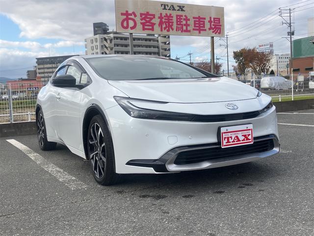 プリウス Z 置くだけ充電・デジタルインナーミラー・アイドリングストップ・電動リアゲート・全方位モニター・シートヒーター・シートクーラー・パワーシート・ナビ・フルセグテレビ・Bluetooth接続(4枚目)