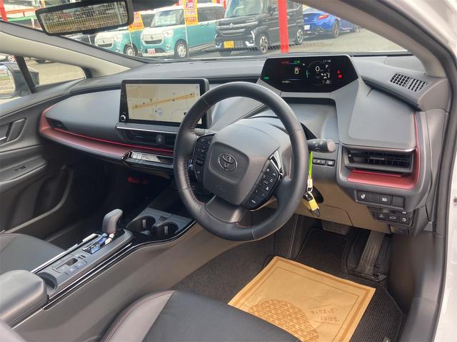 プリウス Z 置くだけ充電・デジタルインナーミラー・アイドリングストップ・電動リアゲート・全方位モニター・シートヒーター・シートクーラー・パワーシート・ナビ・フルセグテレビ・Bluetooth接続(26枚目)