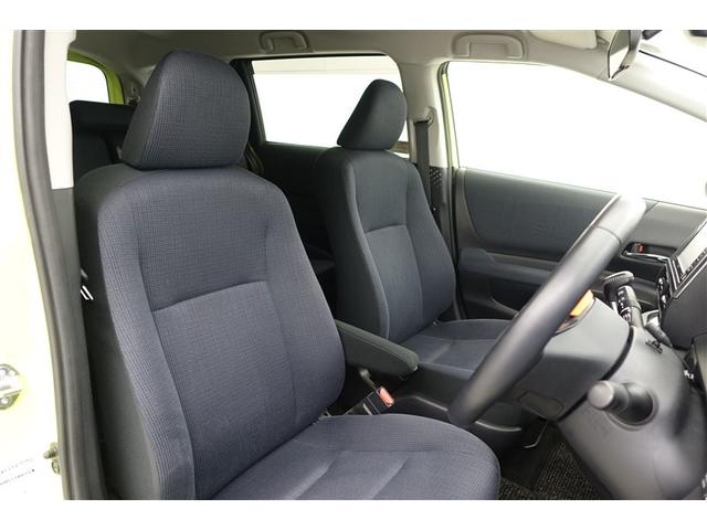 シエンタ Ｇ　ナビ・ＴＶ　スマートキープッシュスタート　アイドリングＳ　１オ－ナ－　リアカメラ　地デジフルセグ　定期点検記録簿　フルオートエアコン　パワーウィンド　ＥＴＣ　運転席エアバック　パワステ　ＤＶＤ再生可（5枚目）