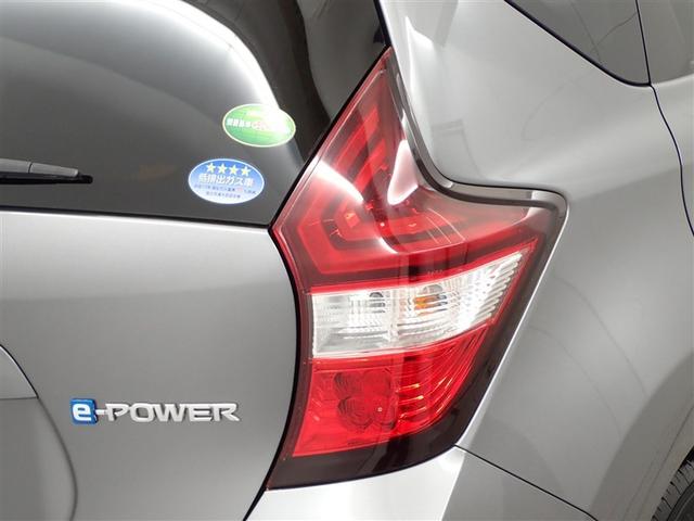 ノート ｅ－パワー　Ｘ　横滑防止装置　Ｒカメラ　運転席助手席エアバック　地デジ　ＡＵＴＯエアコン　ＡＵＸ接続　１オーナー　盗難防止システム　ナビＴＶ　ＡＷ　運転席エアバッグ　キーレスエントリー　ＬＥＤヘッド　ＥＴＣ車載器（26枚目）