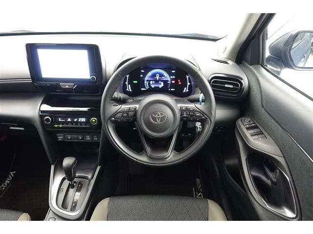 ヤリスクロス ハイブリッドＺ　ドライブレコーダ　インテリジェントキー　アルミホイル　ＬＥＤライト　１オ－ナ－　リアカメラ　クルーズコントロール　整備記録簿　横滑り防止システム　ナビＴＶ　メモリーナビゲーション　電動シ－ト　パワステ（5枚目）