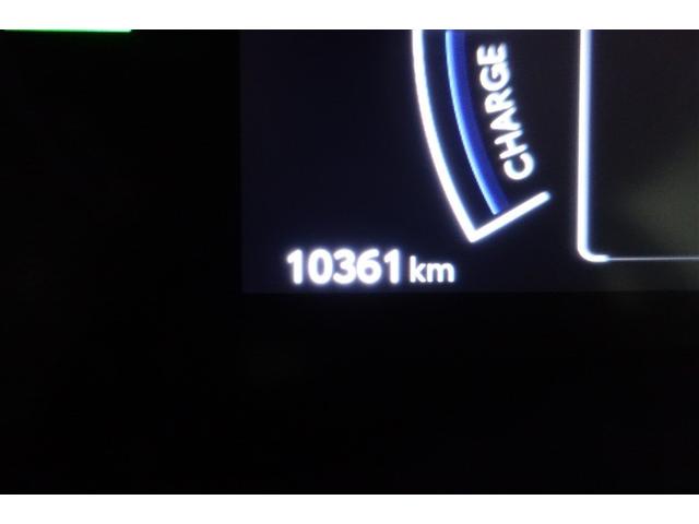 ヤリスクロス ハイブリッドＺ　ドライブレコーダ　インテリジェントキー　アルミホイル　ＬＥＤライト　１オ－ナ－　リアカメラ　クルーズコントロール　整備記録簿　横滑り防止システム　ナビＴＶ　メモリーナビゲーション　電動シ－ト　パワステ（17枚目）