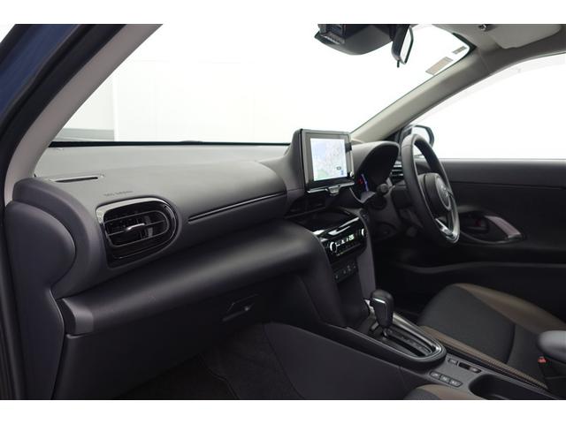 ヤリスクロス ハイブリッドＺ　ドライブレコーダ　インテリジェントキー　アルミホイル　ＬＥＤライト　１オ－ナ－　リアカメラ　クルーズコントロール　整備記録簿　横滑り防止システム　ナビＴＶ　メモリーナビゲーション　電動シ－ト　パワステ（38枚目）