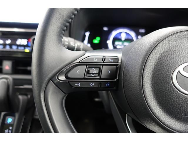 �X�e�A�����O�X�C�b�`���ځI�n���h�������𗣂��Ȃ��Ă��A�茳�̃X�C�b�`�ŉ��ʒ��߂Ȃǂ��o���܂��B�^�]�ȂɎ��������炳�Ȃ��Ă����삪�o���Ĉ��S�ł��I