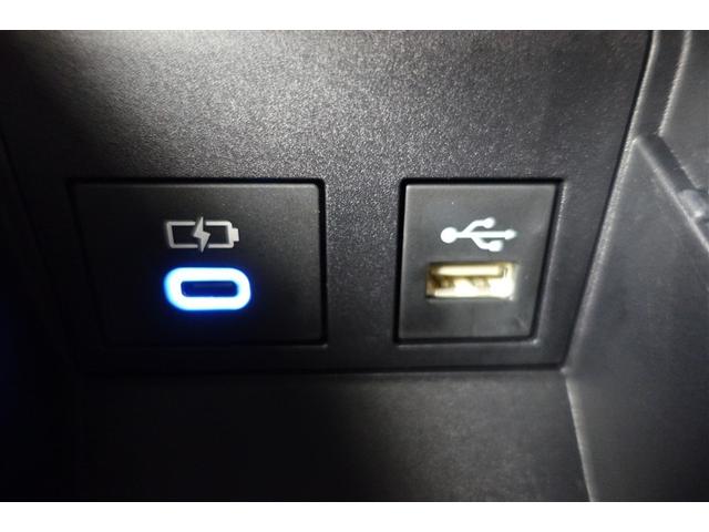 ヴォクシー ハイブリッドS-Z 両側Pドア カーテンエアバック スマキ プリクラッシュセーフティシステム Wエアコン Rカメラ DVDプレーヤー 地デジ アルミ 100V クルーズコントロール 横滑り防止機能 LEDランプ ナビTV(32枚目)