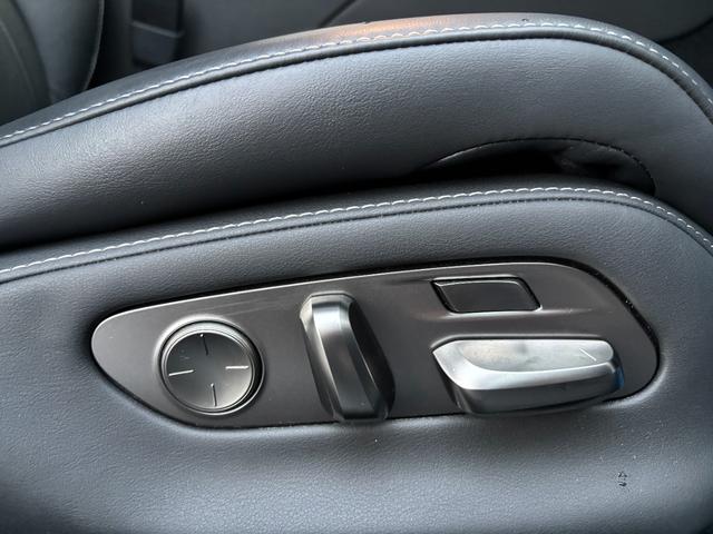 LS LS500h Iパッケージ 後期型 黒革 OPスパッタリング20inchAW 12.3型ナビ パノラミックビューモニター AppleCarPlay 前席シートヒーター&シートクーラー デジタルインナーミラー 三眼LEDライト(54枚目)