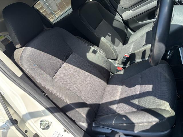 シエンタ ハイブリッド G セーフティーエディション 後期型 9型ナビ 全方位カメラ Bluetoothオーディオ 両側パワースライドドア 前席シートヒーター&ステアリングヒーター LEDヘッドライト TVキット ACコンセント 前後ドラレコ ETC(23枚目)