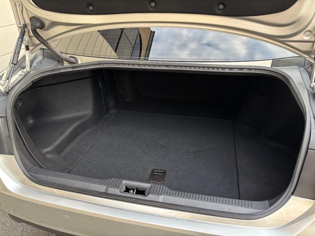 クラウンハイブリッド G 黒本革 パノラミックビューモニター 18AW AppleCarPlay デュアルオートエアコン 三眼LEDヘッドライト 全席シートヒーター&前席シートクーラー 前後ドラレコ ETC PCS LTA(30枚目)