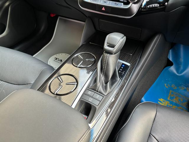 クラウンハイブリッド G 黒本革 パノラミックビューモニター 18AW AppleCarPlay デュアルオートエアコン 三眼LEDヘッドライト 全席シートヒーター&前席シートクーラー 前後ドラレコ ETC PCS LTA(42枚目)