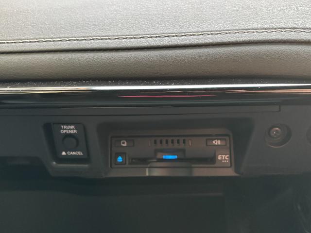 クラウンハイブリッド G 黒本革 パノラミックビューモニター 18AW AppleCarPlay デュアルオートエアコン 三眼LEDヘッドライト 全席シートヒーター&前席シートクーラー 前後ドラレコ ETC PCS LTA(54枚目)