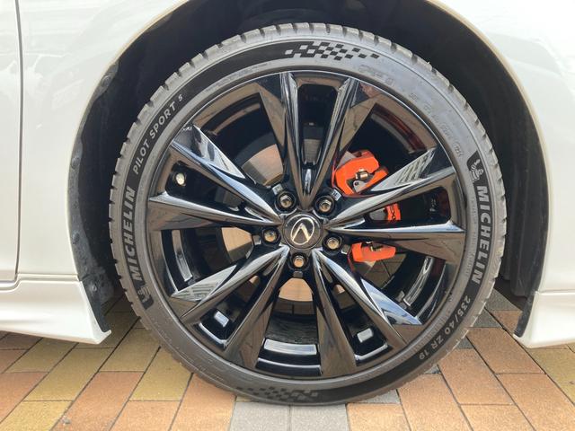 ES ES300h Fスポーツ 後期型 TRDフルエアロ&TRDマフラー デジタルインナーミラー オレンジキャリパー パワートランク ワイヤレス充電 カラーヘッドアップディスプレイ ワンオーナー パノラミックビューモニター(6枚目)