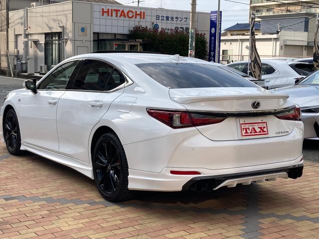 ES ES300h Fスポーツ 後期型 TRDフルエアロ&TRDマフラー デジタルインナーミラー オレンジキャリパー パワートランク ワイヤレス充電 カラーヘッドアップディスプレイ ワンオーナー パノラミックビューモニター(14枚目)