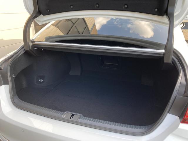 ES ES300h Fスポーツ 後期型 TRDフルエアロ&TRDマフラー デジタルインナーミラー オレンジキャリパー パワートランク ワイヤレス充電 カラーヘッドアップディスプレイ ワンオーナー パノラミックビューモニター(46枚目)