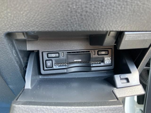 ES ES300h Fスポーツ 後期型 TRDフルエアロ&TRDマフラー デジタルインナーミラー オレンジキャリパー パワートランク ワイヤレス充電 カラーヘッドアップディスプレイ ワンオーナー パノラミックビューモニター(64枚目)