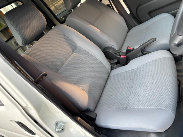 ハイゼットカーゴ デッキバンＧ　ＣＤオーディオ　両側スライドドア　キーレス　前席パワーウィンドウ　パワステ　ＥＴＣ（18枚目）