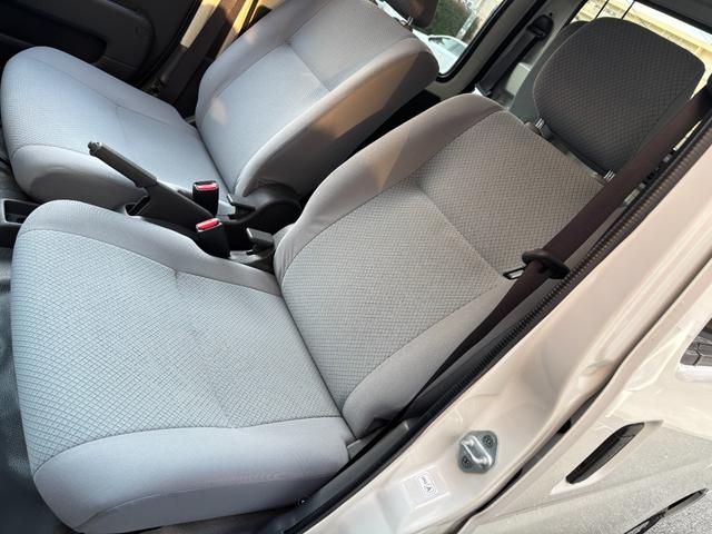 ハイゼットカーゴ デッキバンＧ　ＣＤオーディオ　両側スライドドア　キーレス　前席パワーウィンドウ　パワステ　ＥＴＣ（20枚目）