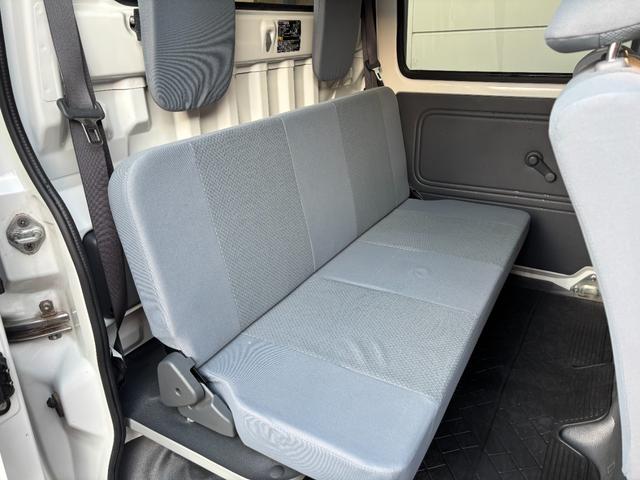 ハイゼットカーゴ デッキバンＧ　ＣＤオーディオ　両側スライドドア　キーレス　前席パワーウィンドウ　パワステ　ＥＴＣ（21枚目）