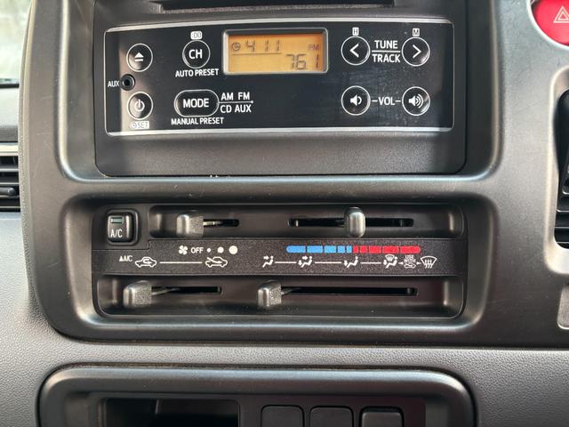 ハイゼットカーゴ デッキバンＧ　ＣＤオーディオ　両側スライドドア　キーレス　前席パワーウィンドウ　パワステ　ＥＴＣ（25枚目）