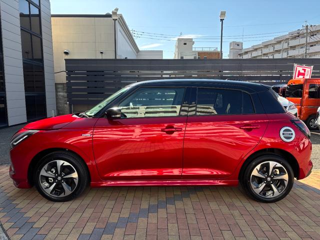 スイフト ハイブリッドMZ 1オーナー 赤黒ツートン フロントエアロ 9型ディスプレイオーディオ AppleCarPlay オートエアコン LEDヘッドライト 前席シートヒーター デュアルセンサーブレーキサポート2 16AW(10枚目)