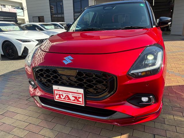 スイフト ハイブリッドMZ 1オーナー 赤黒ツートン フロントエアロ 9型ディスプレイオーディオ AppleCarPlay オートエアコン LEDヘッドライト 前席シートヒーター デュアルセンサーブレーキサポート2 16AW(11枚目)