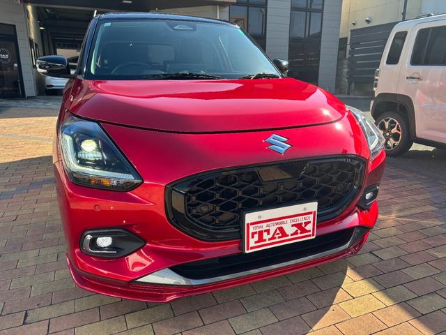 スイフト ハイブリッドMZ 1オーナー 赤黒ツートン フロントエアロ 9型ディスプレイオーディオ AppleCarPlay オートエアコン LEDヘッドライト 前席シートヒーター デュアルセンサーブレーキサポート2 16AW(12枚目)