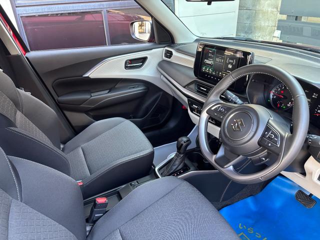 スイフト ハイブリッドMZ 1オーナー 赤黒ツートン フロントエアロ 9型ディスプレイオーディオ AppleCarPlay オートエアコン LEDヘッドライト 前席シートヒーター デュアルセンサーブレーキサポート2 16AW(24枚目)
