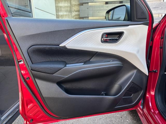 スイフト ハイブリッドMZ 1オーナー 赤黒ツートン フロントエアロ 9型ディスプレイオーディオ AppleCarPlay オートエアコン LEDヘッドライト 前席シートヒーター デュアルセンサーブレーキサポート2 16AW(31枚目)