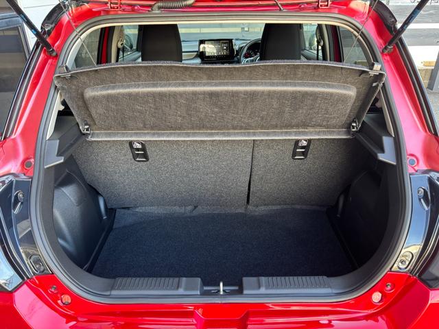 スイフト ハイブリッドMZ 1オーナー 赤黒ツートン フロントエアロ 9型ディスプレイオーディオ AppleCarPlay オートエアコン LEDヘッドライト 前席シートヒーター デュアルセンサーブレーキサポート2 16AW(34枚目)