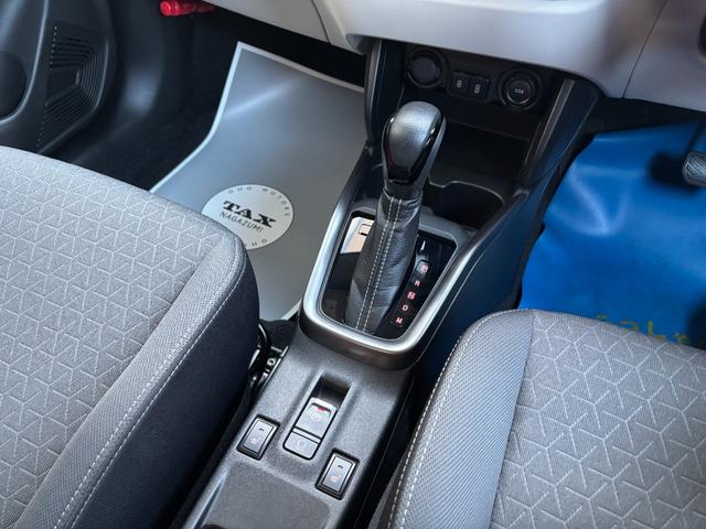 スイフト ハイブリッドMZ 1オーナー 赤黒ツートン フロントエアロ 9型ディスプレイオーディオ AppleCarPlay オートエアコン LEDヘッドライト 前席シートヒーター デュアルセンサーブレーキサポート2 16AW(40枚目)