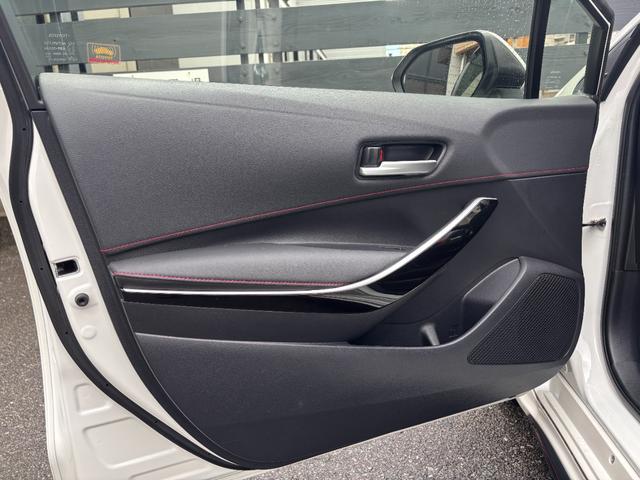 カローラスポーツ ハイブリッドG Z 純正9型ナビ バックカメラ BSM HUD TRDサイドスカート Bluetoothオーディオ デュアルオートエアコン LEDヘッドライト 純正ドラレコ ETC PCS RCC 18inchAW(31枚目)