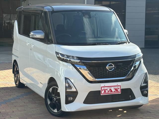 ルークス ハイウェイスター　Ｘ　ツートンルーフ　純正９型ナビ　全方位カメラ　フルセグＴＶ　オートエアコン　片側パワースライドドア　オート付きＬＥＤヘッドライト　後席サーキュレーター＆テーブル　ドラレコ　ＥＴＣ　１４ｉｎｃｈＡＷ（4枚目）