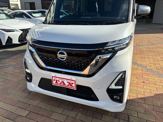 ルークス ハイウェイスター　Ｘ　ツートンルーフ　純正９型ナビ　全方位カメラ　フルセグＴＶ　オートエアコン　片側パワースライドドア　オート付きＬＥＤヘッドライト　後席サーキュレーター＆テーブル　ドラレコ　ＥＴＣ　１４ｉｎｃｈＡＷ（11枚目）