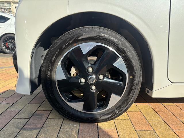 ルークス ハイウェイスター　Ｘ　ツートンルーフ　純正９型ナビ　全方位カメラ　フルセグＴＶ　オートエアコン　片側パワースライドドア　オート付きＬＥＤヘッドライト　後席サーキュレーター＆テーブル　ドラレコ　ＥＴＣ　１４ｉｎｃｈＡＷ（18枚目）