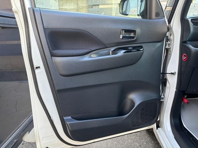 ルークス ハイウェイスター　Ｘ　ツートンルーフ　純正９型ナビ　全方位カメラ　フルセグＴＶ　オートエアコン　片側パワースライドドア　オート付きＬＥＤヘッドライト　後席サーキュレーター＆テーブル　ドラレコ　ＥＴＣ　１４ｉｎｃｈＡＷ（33枚目）