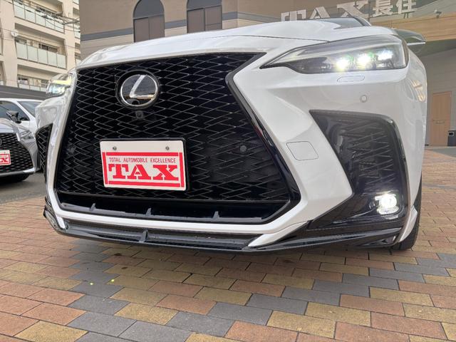 ＮＸ ＮＸ３５０ｈ　Ｆスポーツ　ＴＲＤフルエアロ　パノラマルーフ　１オーナー　マークレビンソン　三眼ＬＥＤライト　オレンジキャリパー　後席パワーシート＆シートヒーター　デジタルインナーミラー　アドバンスドパーク　ＡＣコンセント（9枚目）