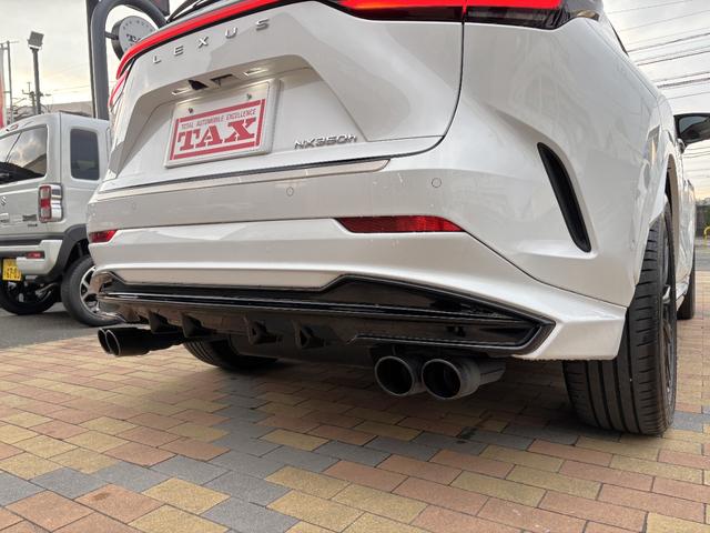 ＮＸ ＮＸ３５０ｈ　Ｆスポーツ　ＴＲＤフルエアロ　パノラマルーフ　１オーナー　マークレビンソン　三眼ＬＥＤライト　オレンジキャリパー　後席パワーシート＆シートヒーター　デジタルインナーミラー　アドバンスドパーク　ＡＣコンセント（12枚目）