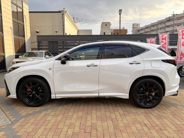 ＮＸ ＮＸ３５０ｈ　Ｆスポーツ　ＴＲＤフルエアロ　パノラマルーフ　１オーナー　マークレビンソン　三眼ＬＥＤライト　オレンジキャリパー　後席パワーシート＆シートヒーター　デジタルインナーミラー　アドバンスドパーク　ＡＣコンセント（14枚目）