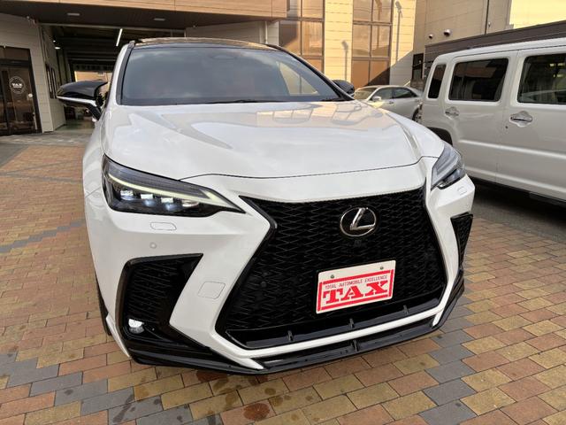 ＮＸ ＮＸ３５０ｈ　Ｆスポーツ　ＴＲＤフルエアロ　パノラマルーフ　１オーナー　マークレビンソン　三眼ＬＥＤライト　オレンジキャリパー　後席パワーシート＆シートヒーター　デジタルインナーミラー　アドバンスドパーク　ＡＣコンセント（16枚目）