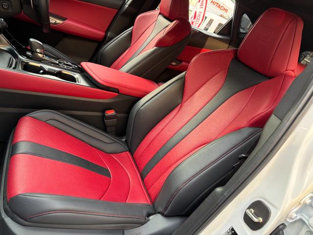 ＮＸ ＮＸ３５０ｈ　Ｆスポーツ　ＴＲＤフルエアロ　パノラマルーフ　１オーナー　マークレビンソン　三眼ＬＥＤライト　オレンジキャリパー　後席パワーシート＆シートヒーター　デジタルインナーミラー　アドバンスドパーク　ＡＣコンセント（31枚目）