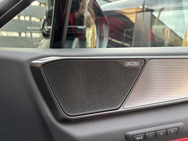 ＮＸ ＮＸ３５０ｈ　Ｆスポーツ　ＴＲＤフルエアロ　パノラマルーフ　１オーナー　マークレビンソン　三眼ＬＥＤライト　オレンジキャリパー　後席パワーシート＆シートヒーター　デジタルインナーミラー　アドバンスドパーク　ＡＣコンセント（64枚目）