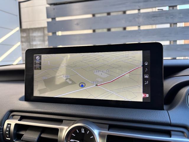 ＩＳ ＩＳ３００ｈ　Ｆスポーツ　フルエアロ＆スポーツマフラー　黒本革　パノラミックビューモニター　三眼ＬＥＤヘッドライト　前席シートヒーター＆ベンチレーション　デュアルオートエアコン　前後ドラレコ　ＥＴＣ　ＲＣＣ　１９ｉｎｃｈＡＷ（37枚目）