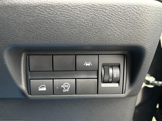 各種スイッチ類です♪